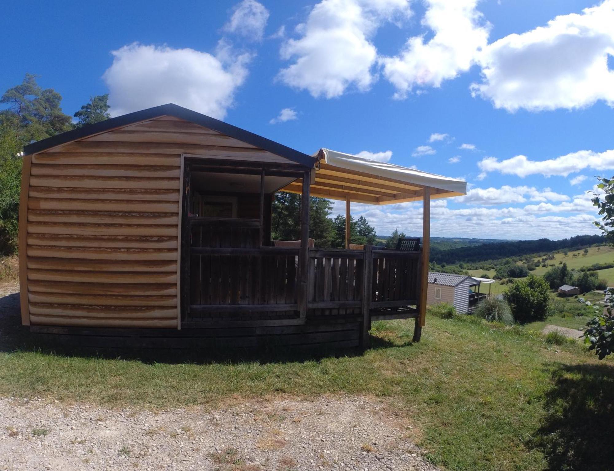 Camping Les Terrasses De Dordogne Rouffignac Saint-Cernin Exteriér fotografie