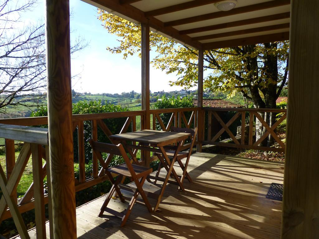 Camping Les Terrasses De Dordogne Rouffignac Saint-Cernin Exteriér fotografie