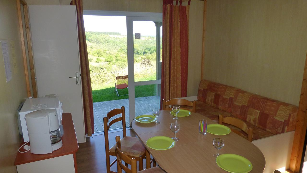 Camping Les Terrasses De Dordogne Rouffignac Saint-Cernin Exteriér fotografie