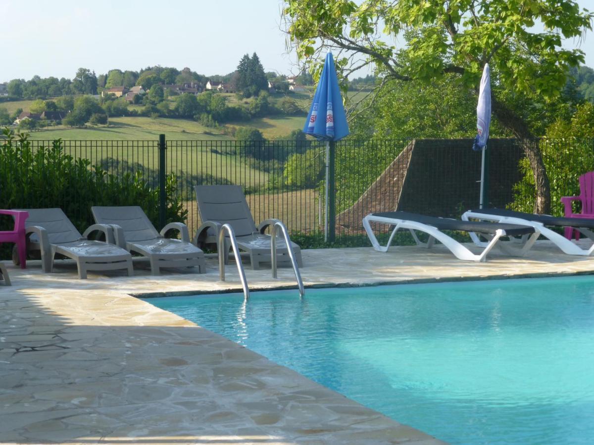 Camping Les Terrasses De Dordogne Rouffignac Saint-Cernin Exteriér fotografie